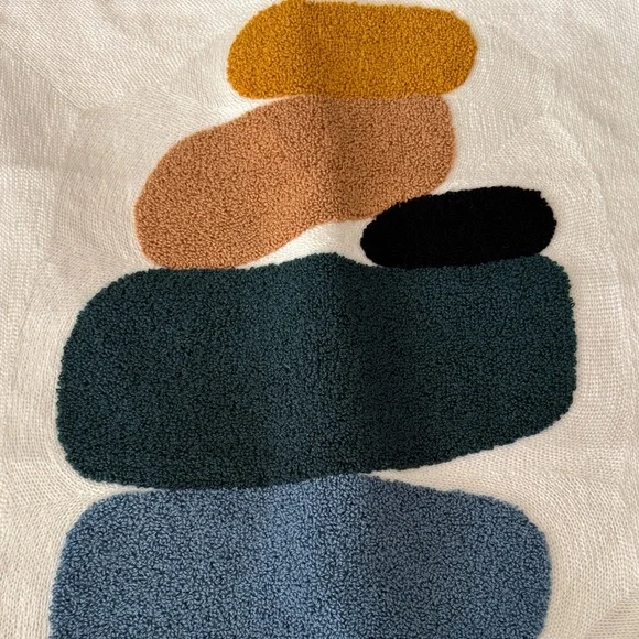 18x18 Set of 2 Abstract Multicolor Throw Pillow. Inserts Not Included. - Picture 5 of 6